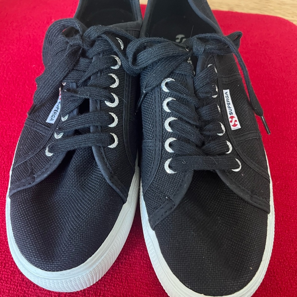 Superga women’s  Canvas Sneakers